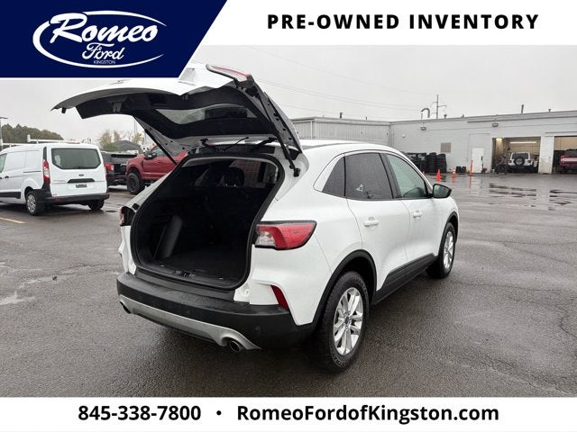 2022 Ford Escape SE