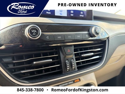 2020 Ford Escape SE