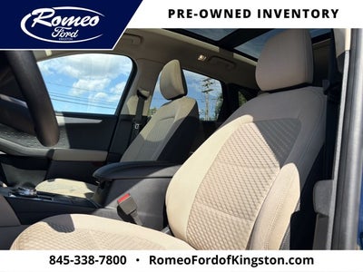2020 Ford Escape SE