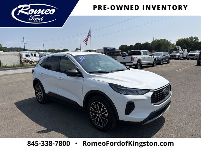 2023 Ford Escape Hybrid Active