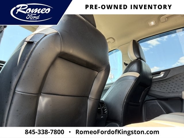 2020 Ford Escape Titanium