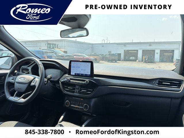 2025 Ford Escape ST-Line Select
