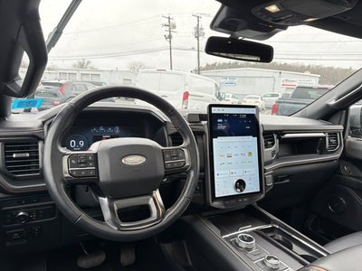 2022 Ford Expedition Platinum