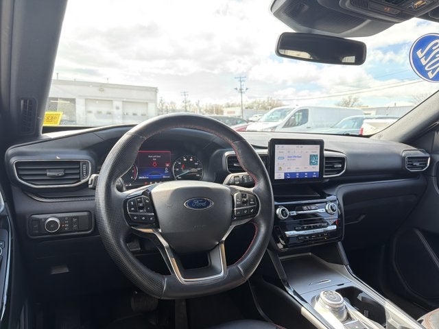 2022 Ford Explorer ST-Line