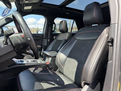 2022 Ford Explorer ST-Line