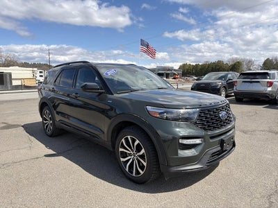 2022 Ford Explorer ST-Line