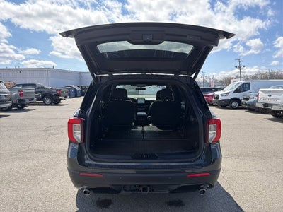 2022 Ford Explorer ST-Line