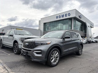 2022 Ford Explorer ST-Line