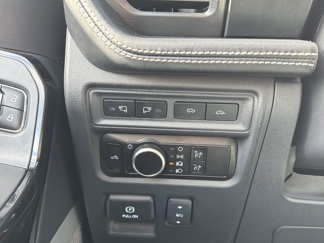 2023 Ford F-150 Lightning Platinum