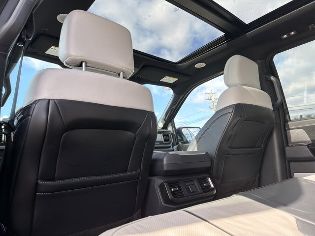 2023 Ford F-150 Lightning Platinum