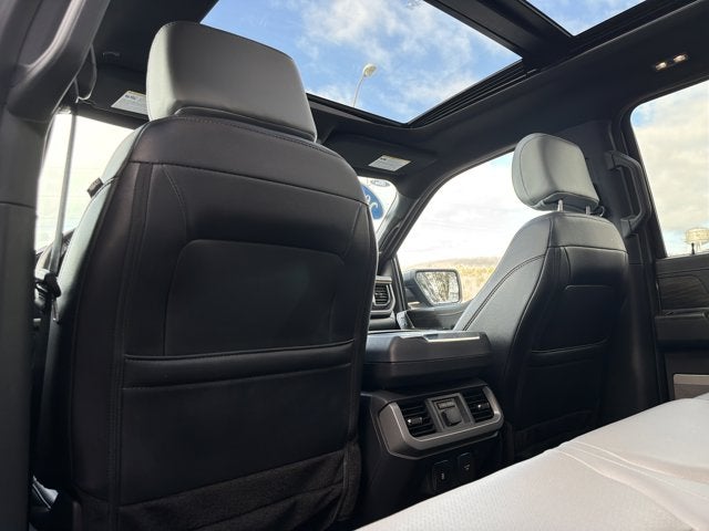 2024 Ford F-150 Lightning Lariat