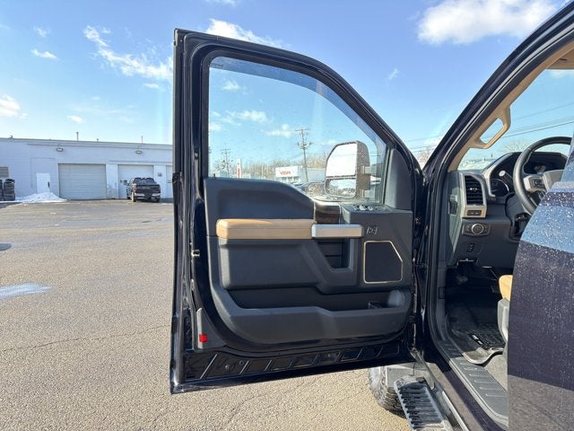 2022 Ford F-250SD Lariat