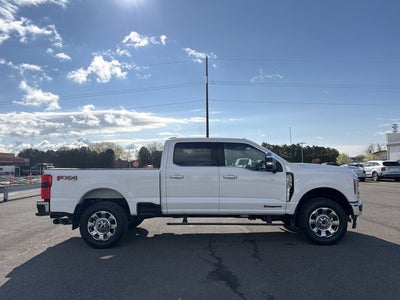 2024 Ford F-350SD Lariat