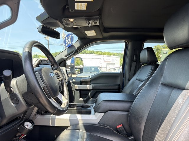 2022 Ford F-350SD Lariat