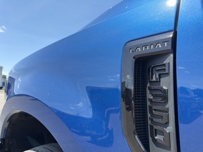 2022 Ford F-350SD Lariat
