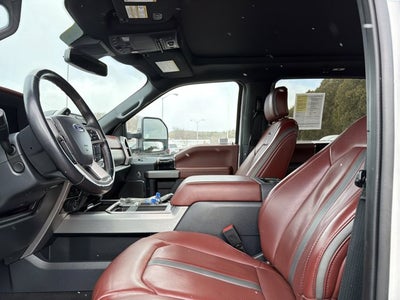 2022 Ford F-350SD Platinum