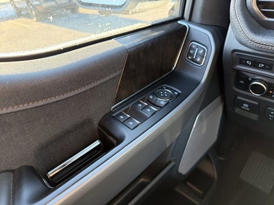 2023 Ford F-150 Lightning Lariat