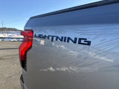 2023 Ford F-150 Lightning Lariat