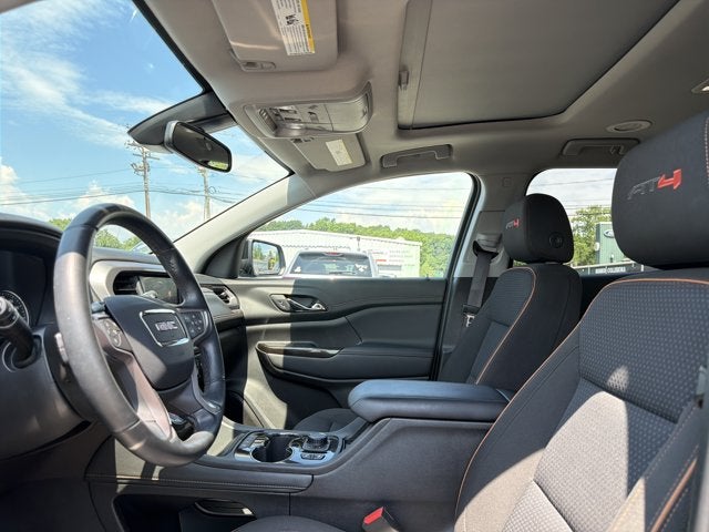 2023 GMC Acadia AT4