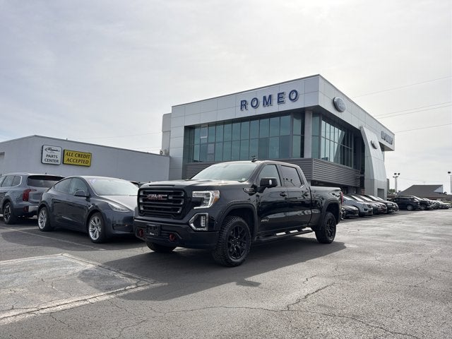 2021 GMC Sierra 4WD Crew Cab Standard Box AT4's photo