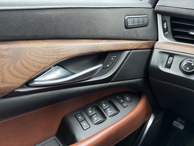 2020 Cadillac Escalade Luxury