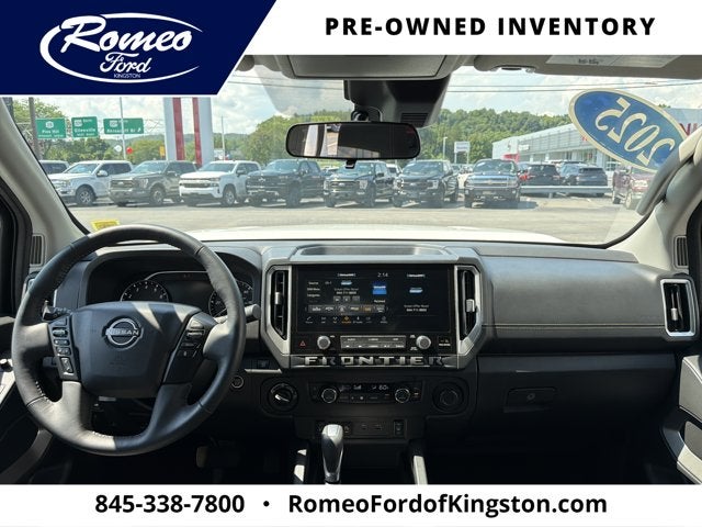 2025 Nissan Frontier SV