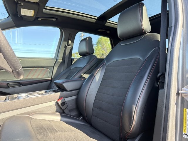 2024 Ford Edge ST Line