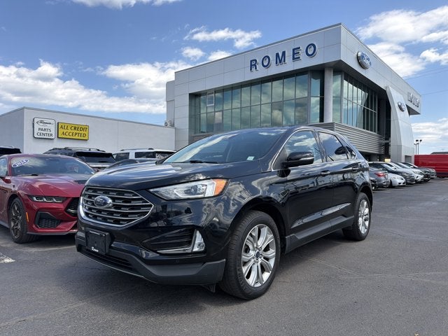 2021 Ford Edge Titanium AWD's photo