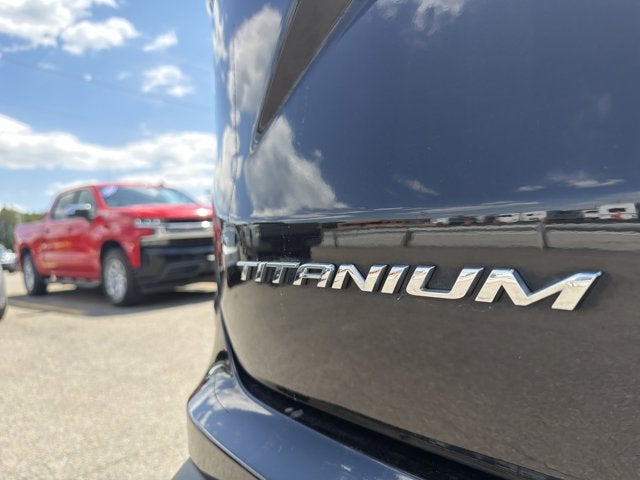 2021 Ford Edge Titanium