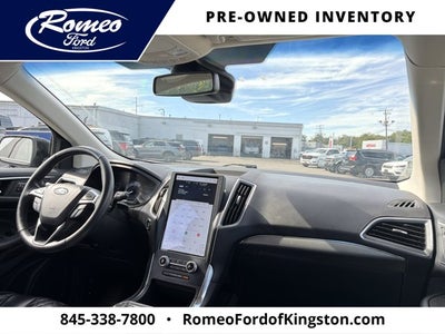 2023 Ford Edge Titanium