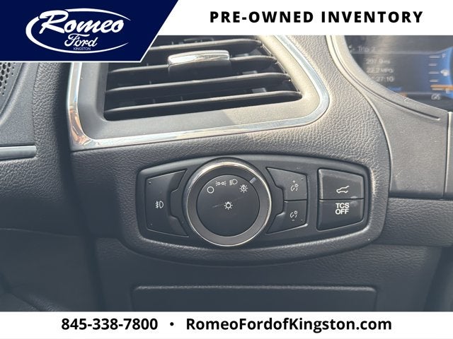 2023 Ford Edge Titanium