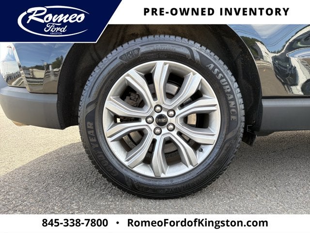 2023 Ford Edge Titanium