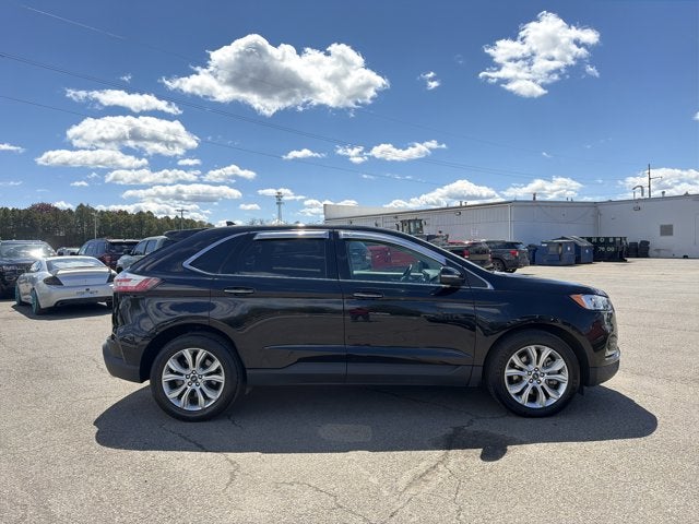2021 Ford Edge Titanium