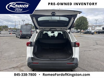 2022 Toyota RAV4 LE