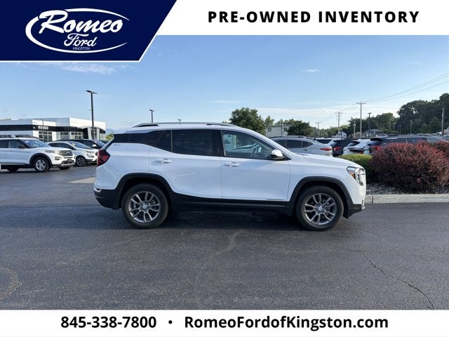 2023 GMC Terrain SLT