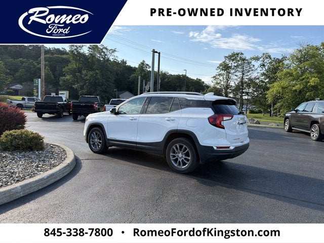 2023 GMC Terrain SLT