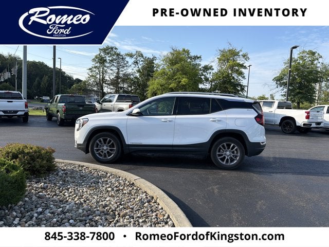 2023 GMC Terrain SLT