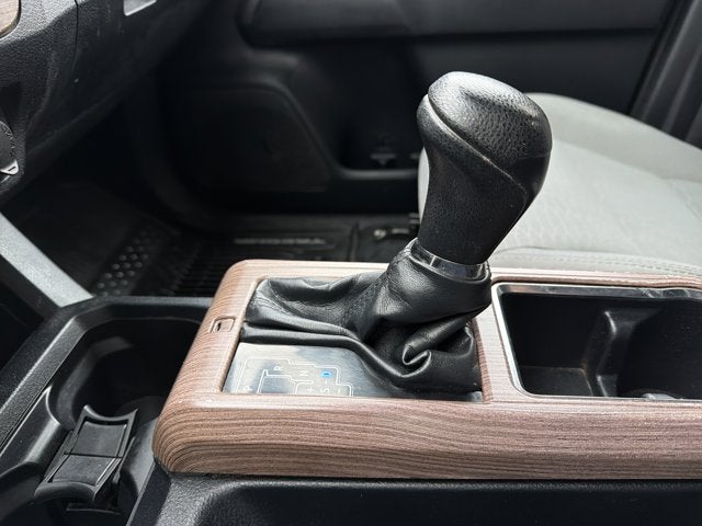 2019 Toyota Tacoma SR5 V6