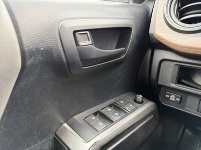 2019 Toyota Tacoma SR5 V6