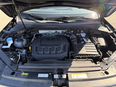 2024 Volkswagen Tiguan 2.0T SE R-Line Black