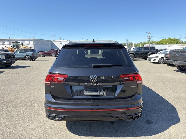 2024 Volkswagen Tiguan 2.0T SE R-Line Black