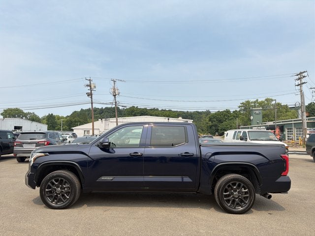 2024 Toyota Tundra Hybrid Platinum