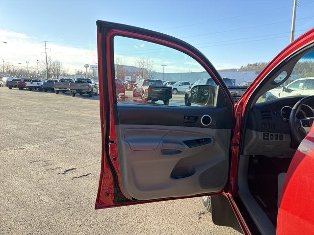 2013 Toyota Tacoma Base V6