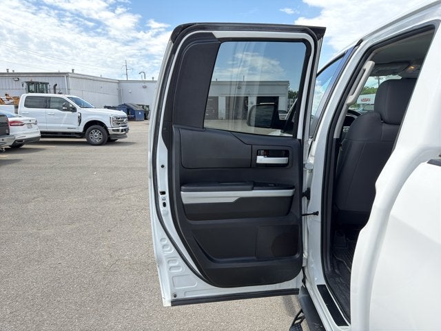 2018 Toyota Tundra SR5