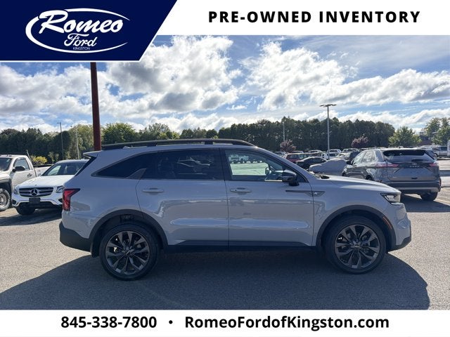 2022 Kia Sorento X-Line EX
