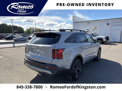 2022 Kia Sorento X-Line EX