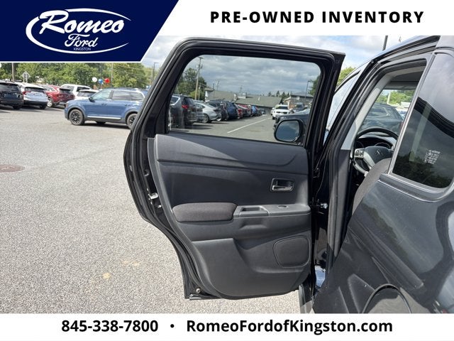 2024 Mitsubishi Outlander Sport Base