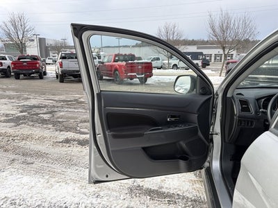 2025 Mitsubishi Outlander Sport 2.0 ES