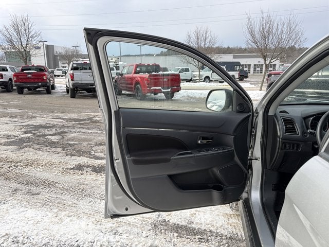 2025 Mitsubishi Outlander Sport 2.0 ES