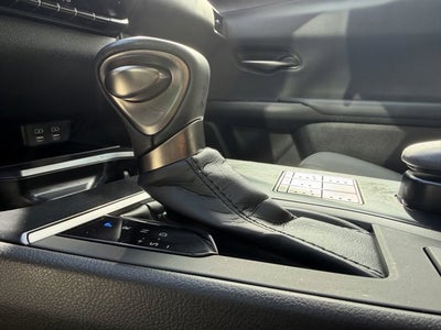 2023 Lexus UX 250h F SPORT Design